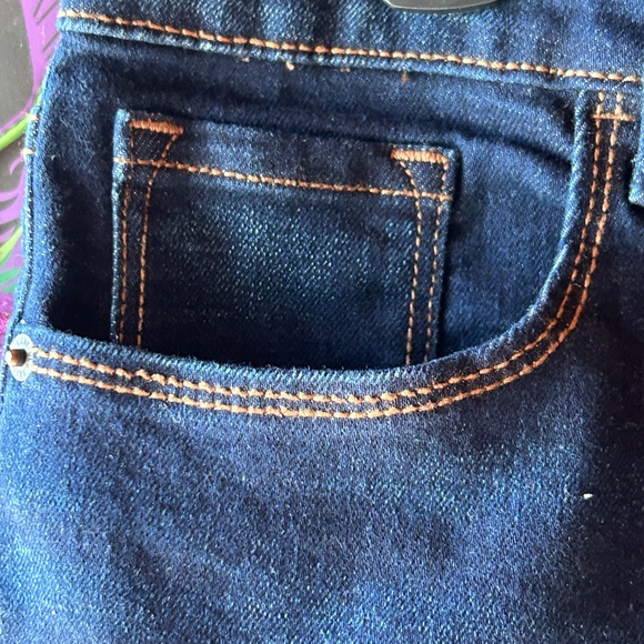 Old Navy Dark Wash Jean Shorts High Rise Size 12 Women - Picture 3 of 6